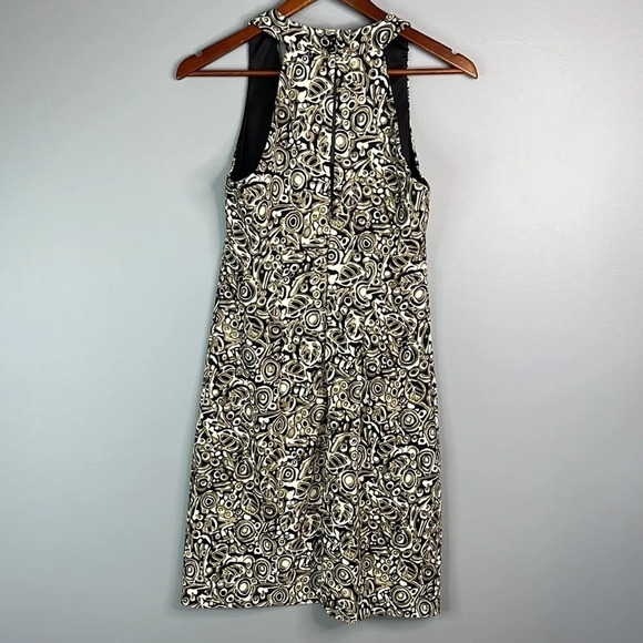 CONNECTED APPAREL Leaf Flower Print Sleeveless  Knee Length Dress Black Tan 6 - Picture 7 of 11